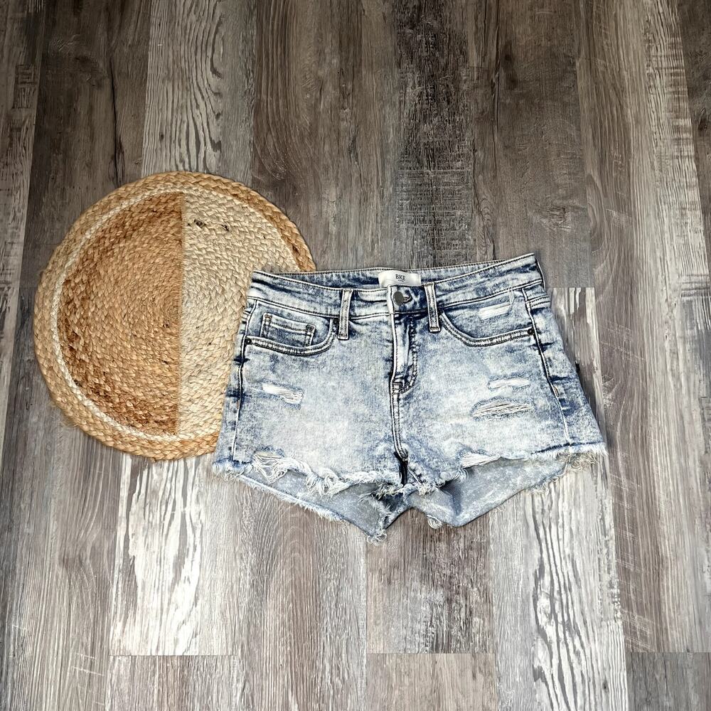 BKE DENIM Light Acid-Wash Cut-off Womens Shorts